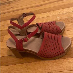 Dansko size 39